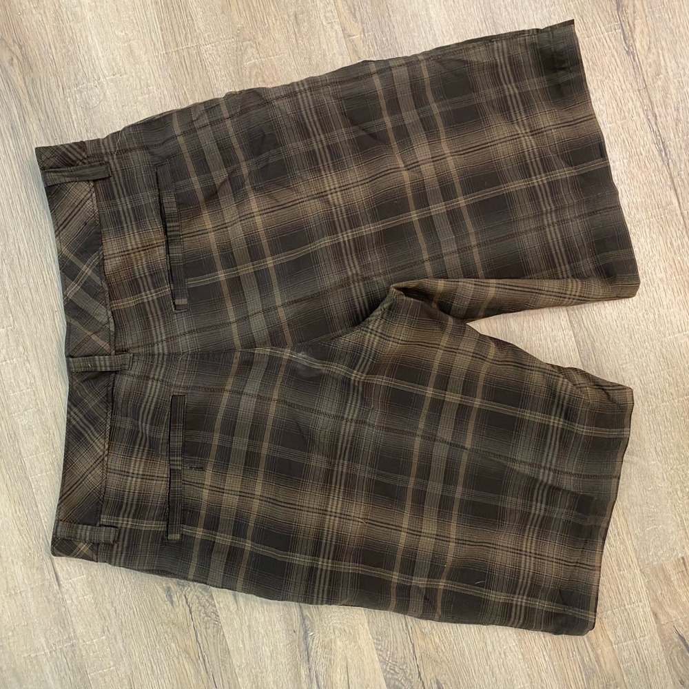 Men’s Rusty shorts - Picture 2 of 4